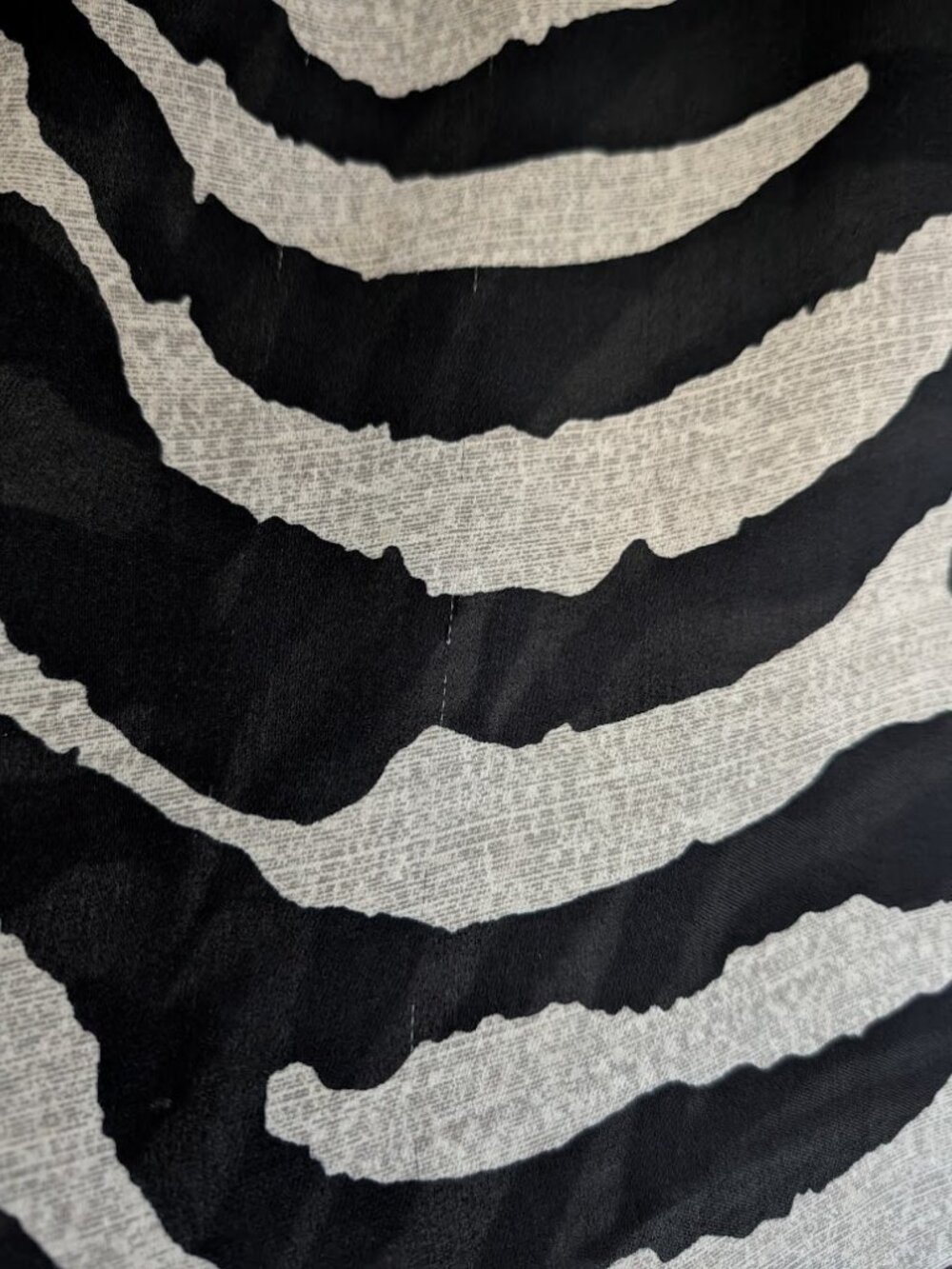 Cabi | Zebra Print Mixed Media Tank | Size L - Picture 5 of 7